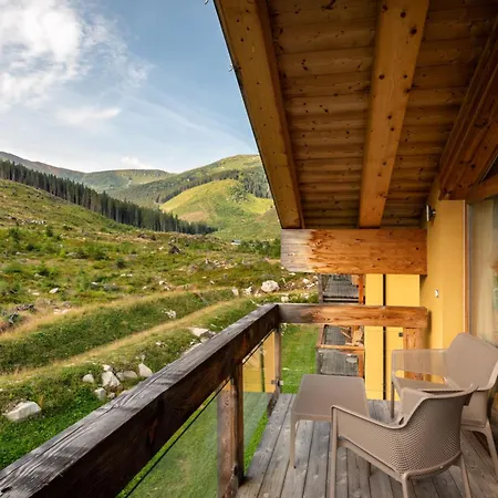 Mountica Jasna شقة